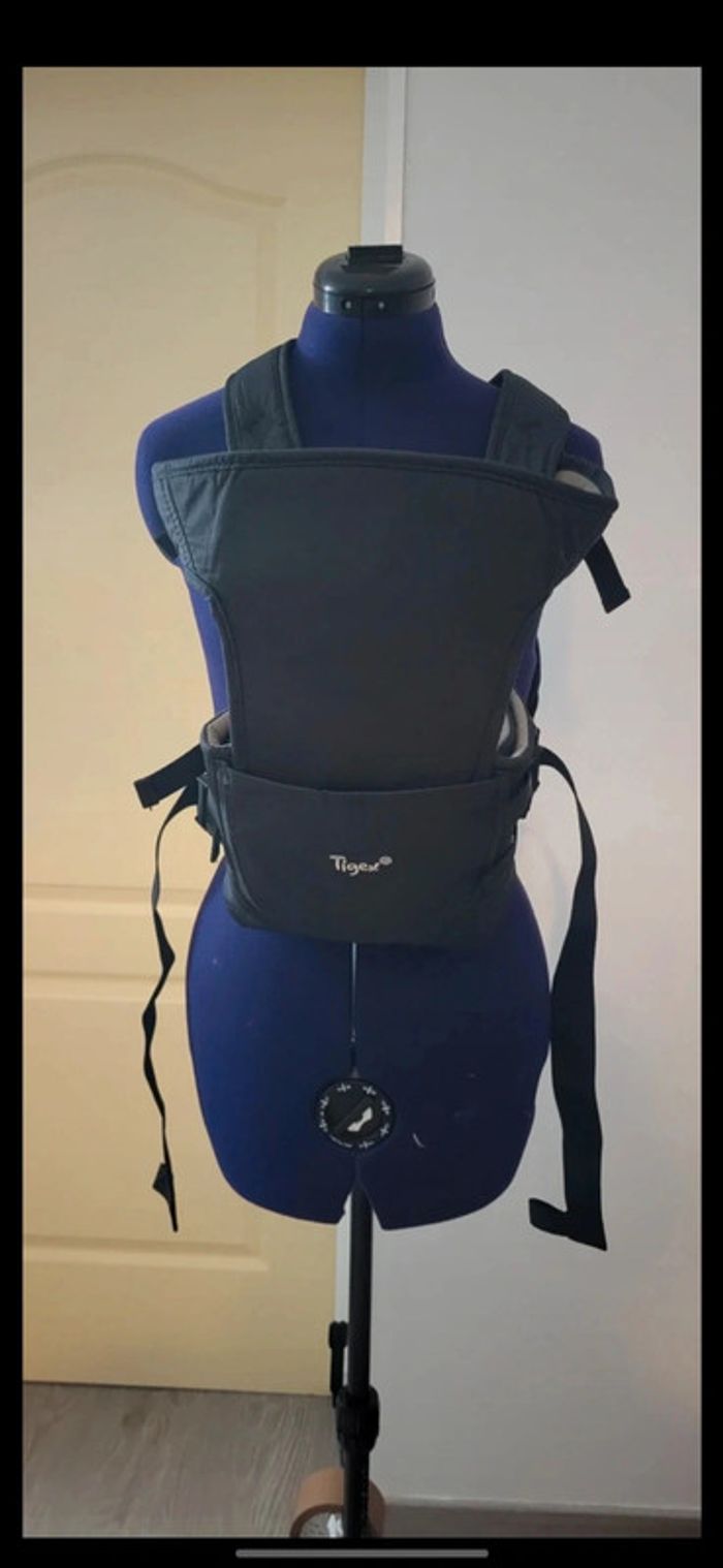 Porte bébé ventral