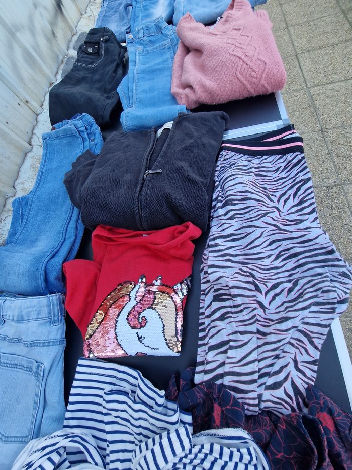 Lot vêtements 10ans fille N 12 - photo numéro 3