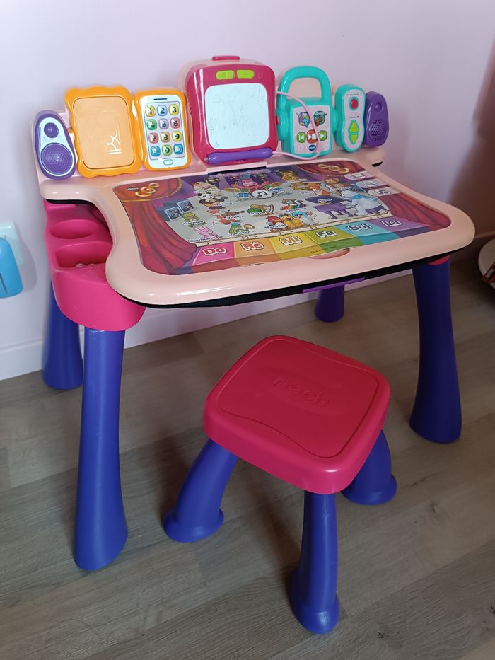 Magi bureau interactif 4 en 1