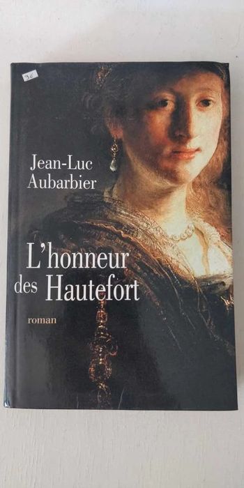 Livre l'honneur des Hautefort