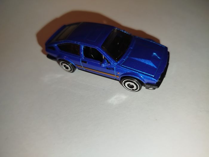 Hot Wheels Alfa Romeo GTV6 3.0 2024