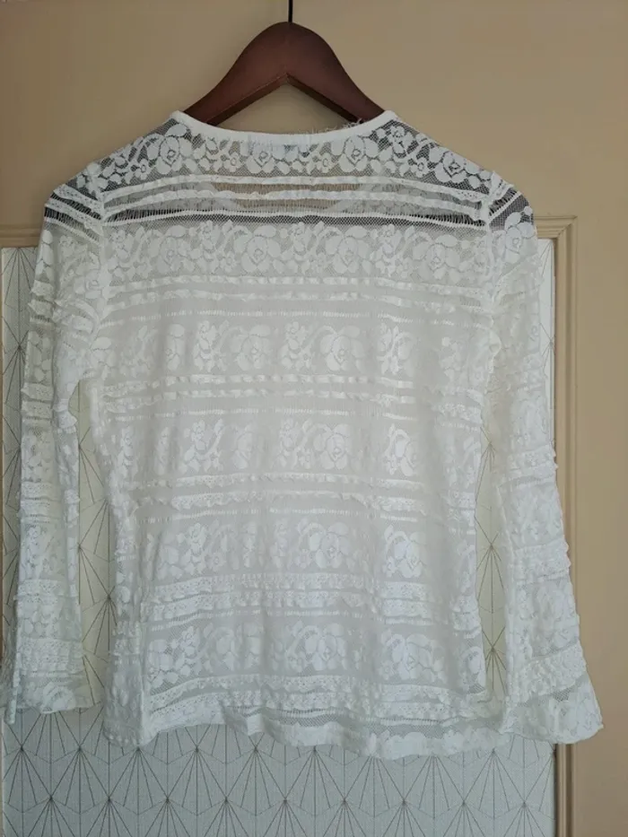 Haut sexy blanc femme mim dentelle S comme neuf. Je vends aussi le même en XS - photo numéro 4