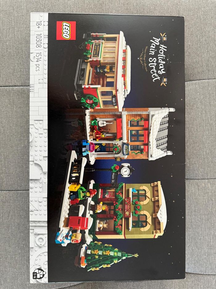 LEGO 10308 La grande rue décorée pour les fêtes Winter Village – Neuf, Scellé