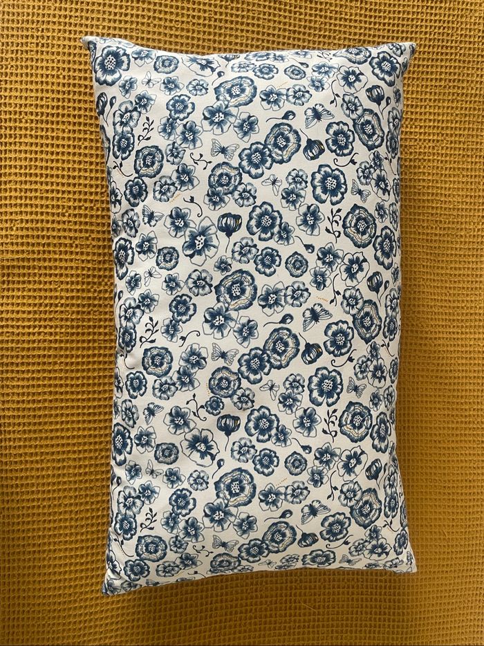 COUSSIN ENFANT FLEURI
