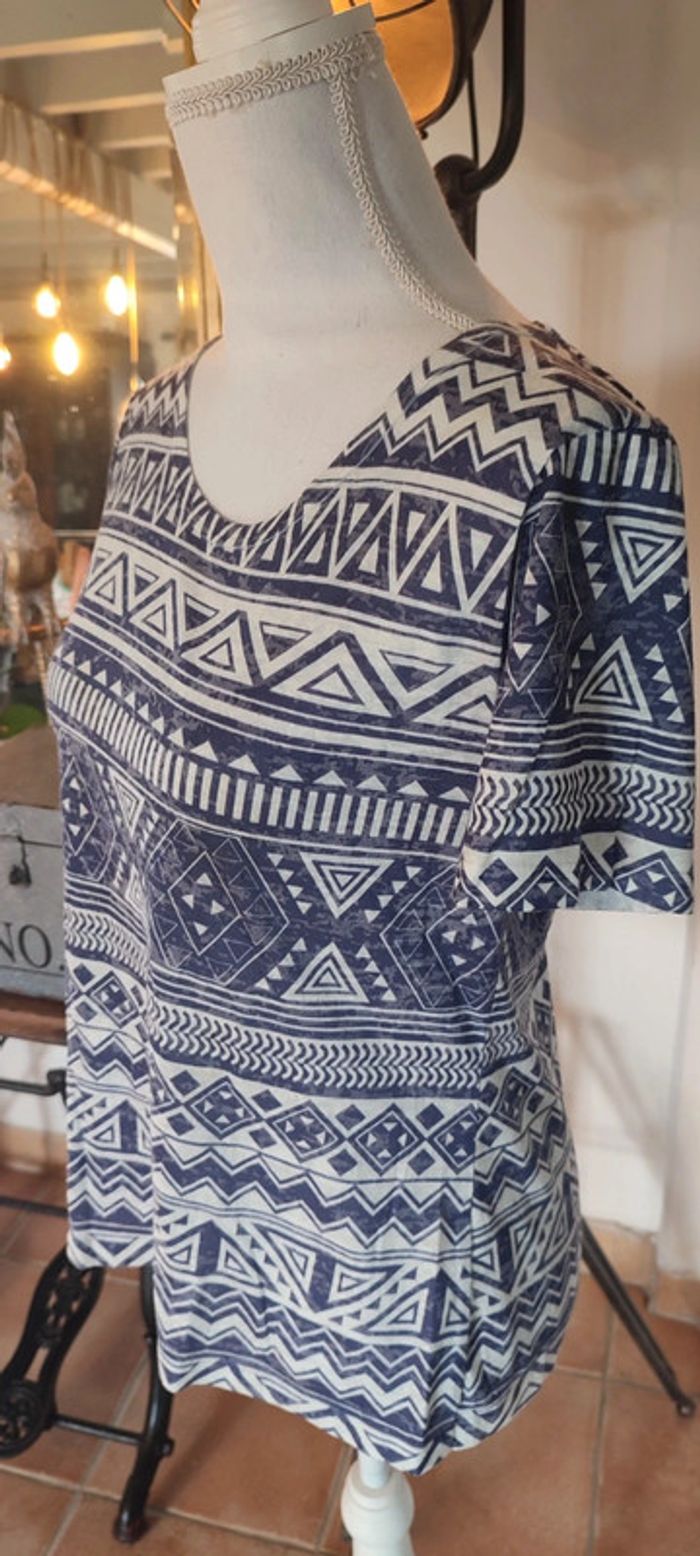 T-shirt 36/38 - photo numéro 2