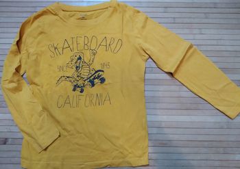 Kiabi haut manches longues moutarde 8 ans