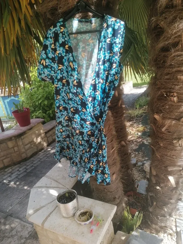 Robe fleurie portefeuille - photo numéro 4
