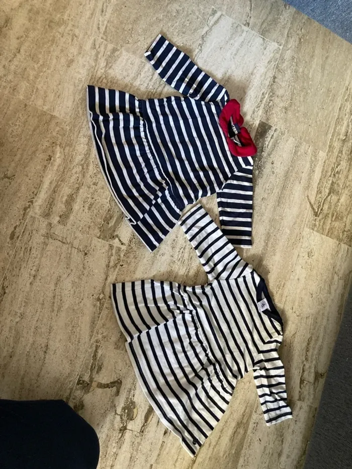 2 robes, Petit bateau, 6 mois
