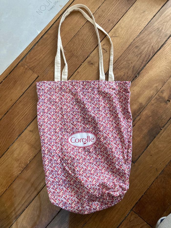 Tote bag Corolle fleuri – Sac en tissu léger