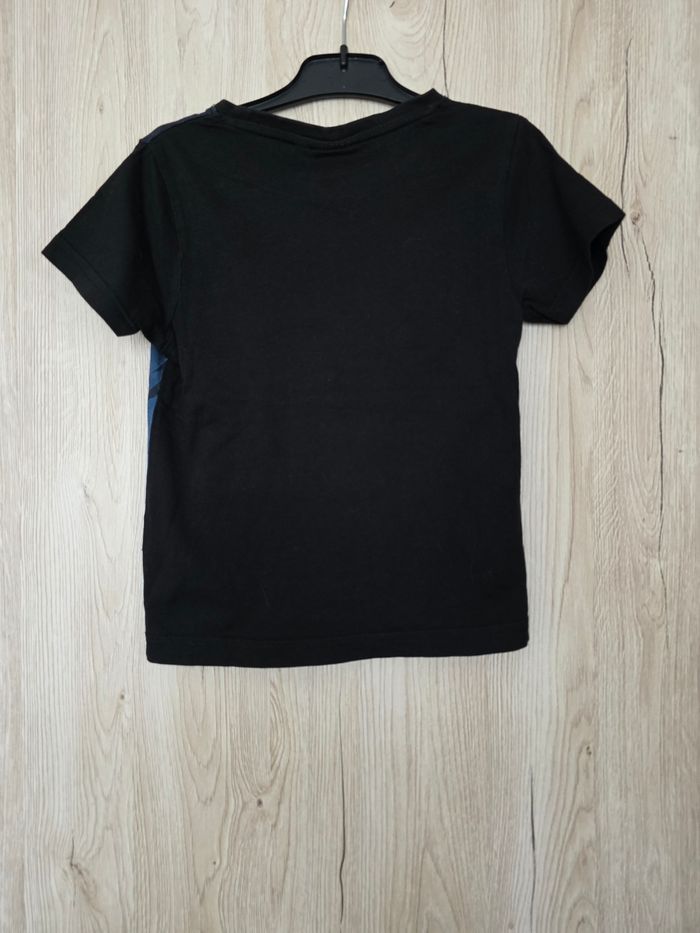 TEE-SHIRT BATMAM SUPERMAN TAILLE 4ANS  MARQUE SUPERMAN - photo numéro 2