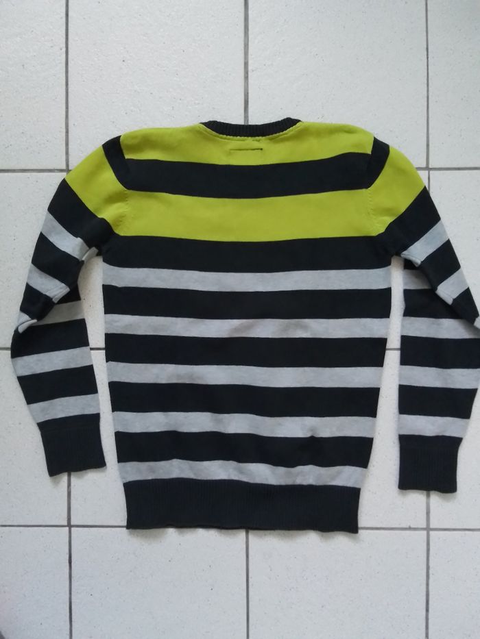 Pull en coton. Col rond. 9/10ans - photo numéro 2