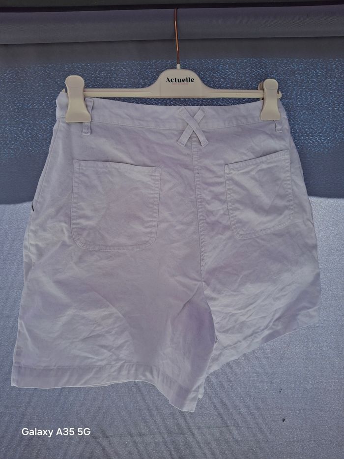 Short t42 - photo numéro 3