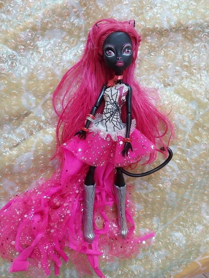 Poupée Catty Noir Vendredi 13 Chanteuse 13 Wishes Monster High Mattel - photo numéro 7
