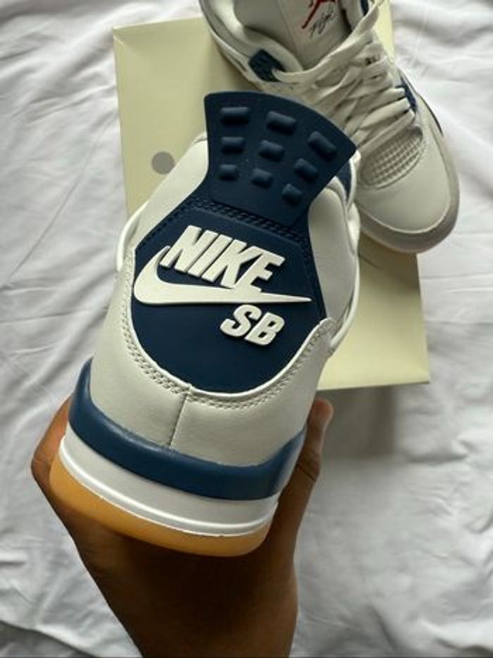Jordan 4 SB navy - photo numéro 3