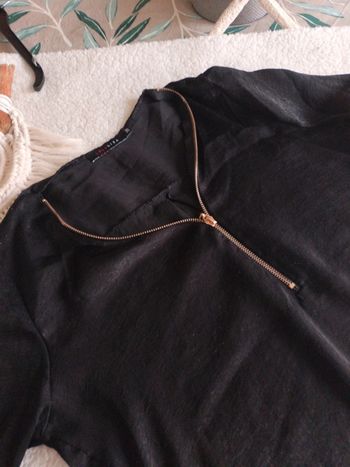 Blouse  satinée noire et doré