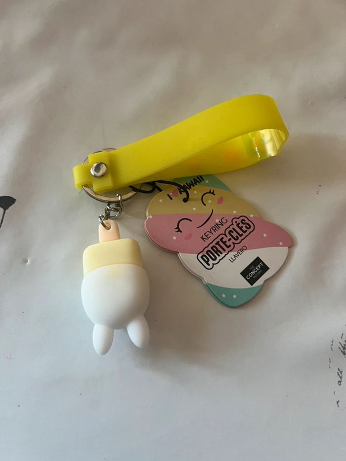 Porte clé petit lapin collection Kawaii neuf ! - photo numéro 2