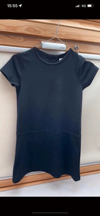 Robe noire 9-10 ans TEX