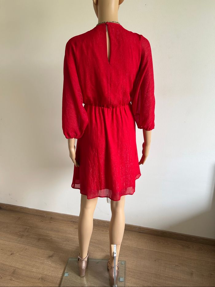 Robe rouge et argentée neuve Naf Naf taille 36 - photo numéro 6