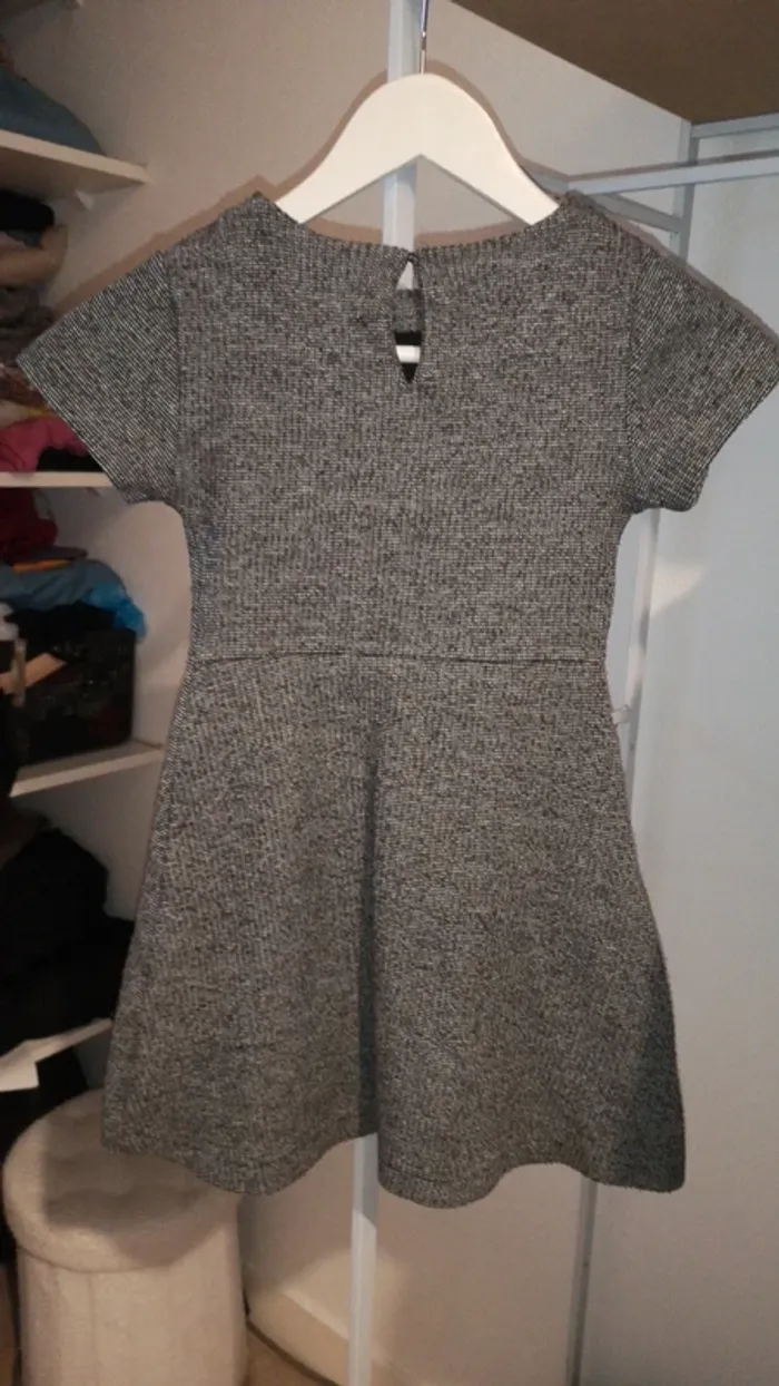 Robe grise Zara - photo numéro 2