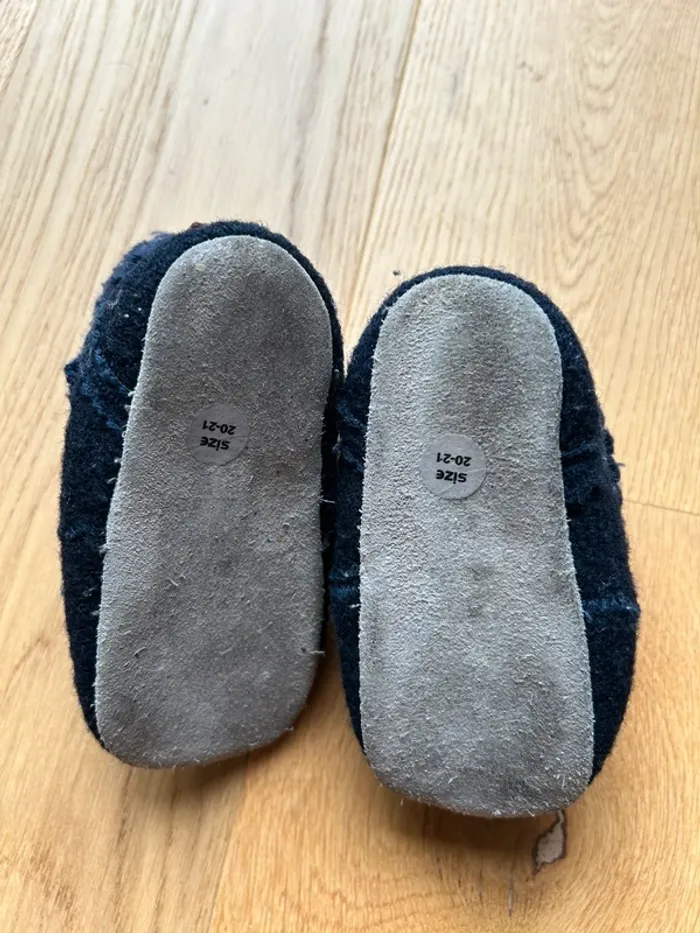Chaussons Melton taille 20/21 laine - photo numéro 5
