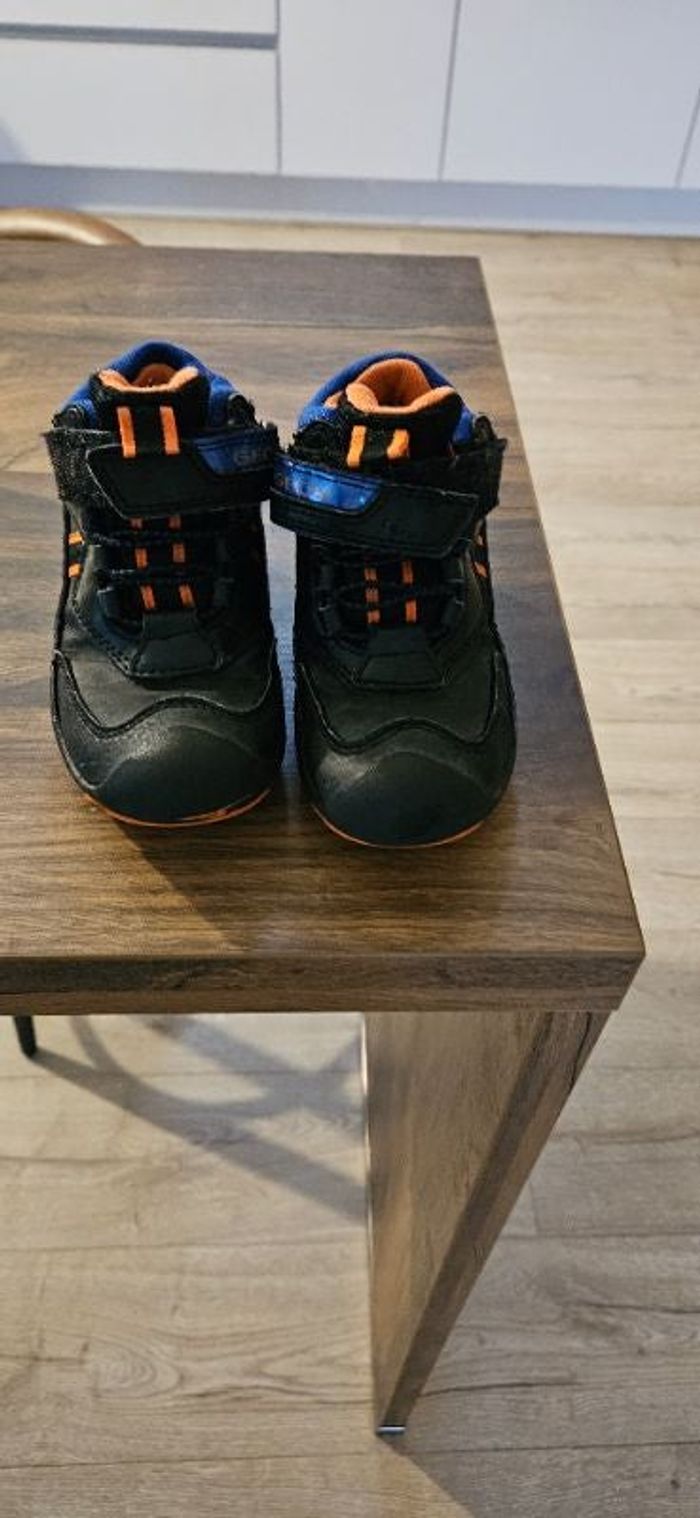 Geox chaussures 26