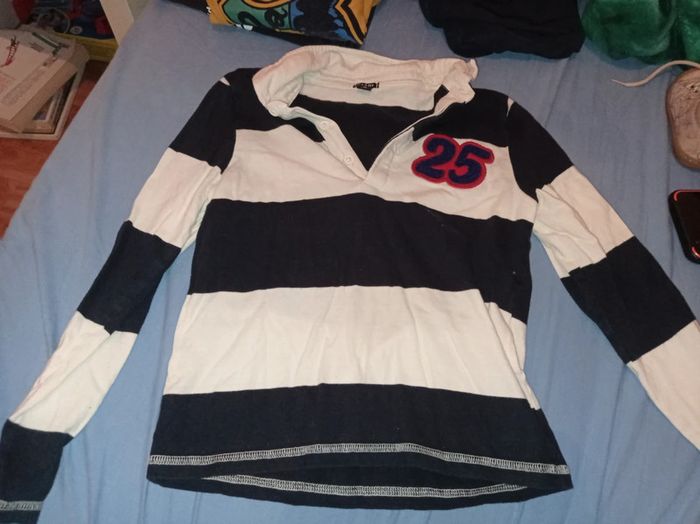 Polo haut manches longues 8 ans