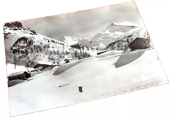 Carte postale ancienne Val d' Isère (Savoie) Le Hameau du Crêt Le signal de l' Iseran