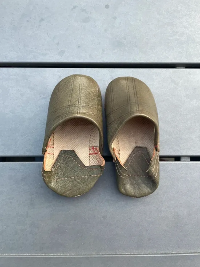 Babouches cuir neuves