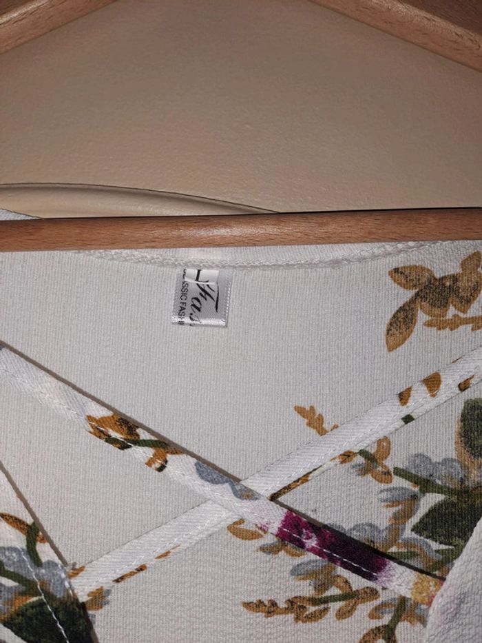 Jolie blouse femme fleurie blanche comme neuve fashion L - photo numéro 5