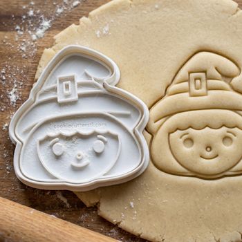 Emporte-pièce sorcière mignonne - Découpoir biscuit sablé Halloween mignon