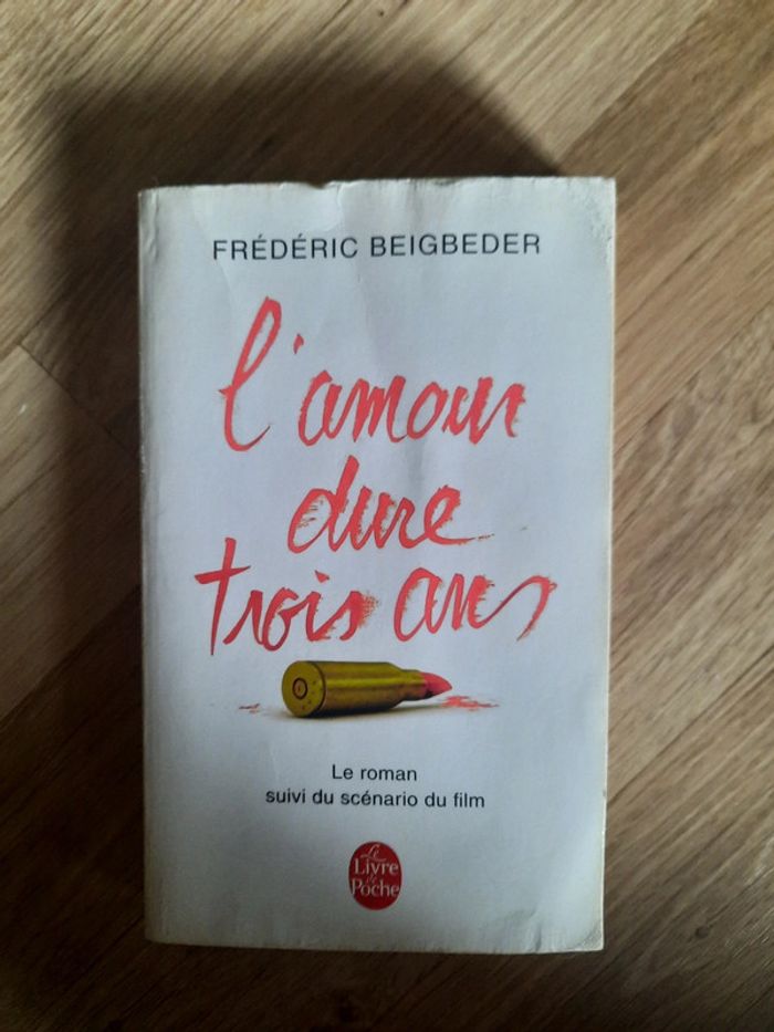 Livre L'Amour dure 3 ans