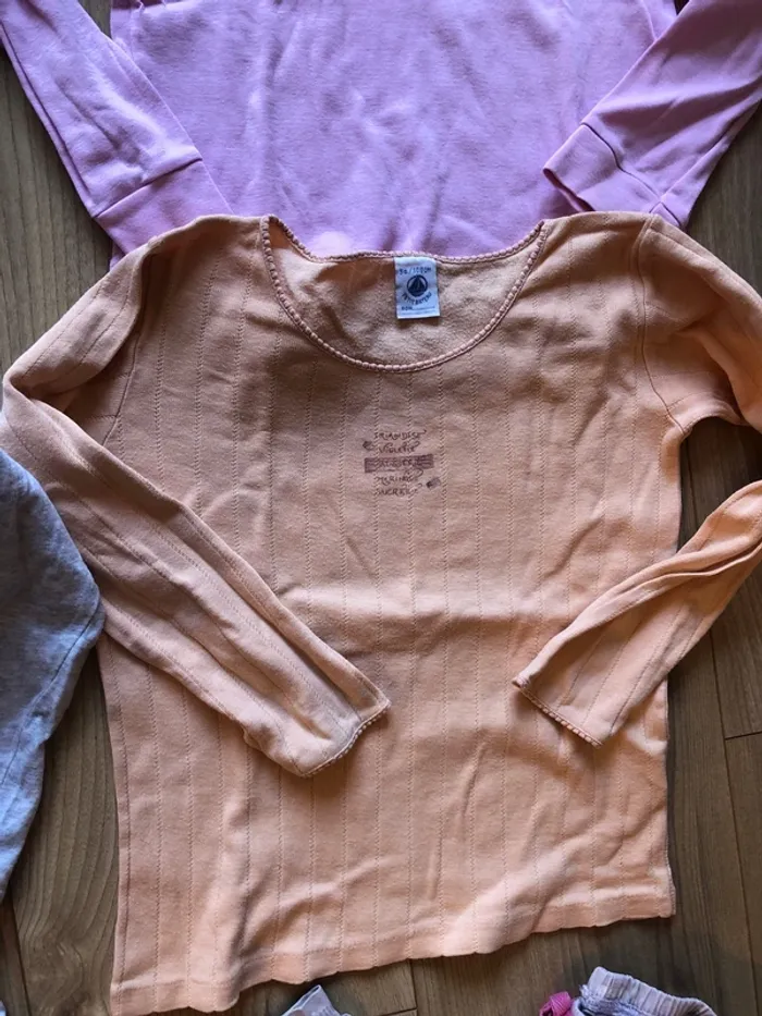 Lot pyjamas 5ans - photo numéro 8