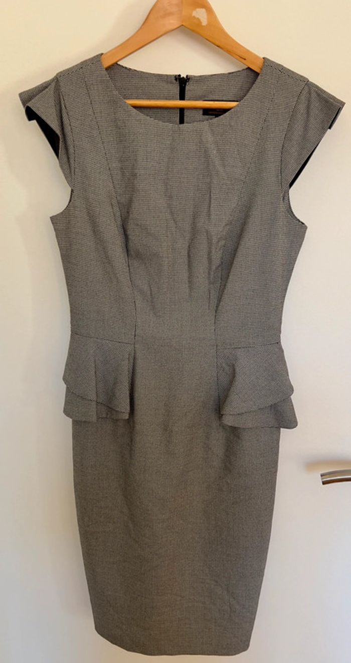 Robe ajustée - photo numéro 2