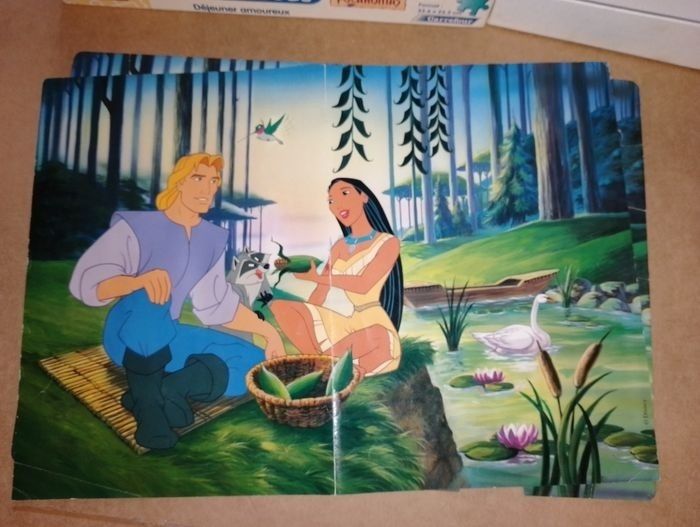 Puzzles Pocahontas Disney 60 pcs TBE
+ Poster
Déjeuner amoureux - photo numéro 6