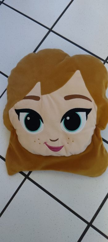 Coussin Anna la Reine des Neiges