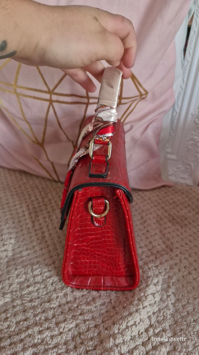 Petit sac à main rouge - photo numéro 2