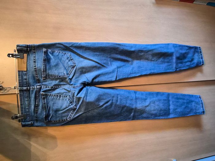 Jean bleu "FB Sister" taille 26 (36) en très bon état "O" - photo numéro 5