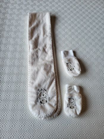Ensemble echarpe et gants polaire doux