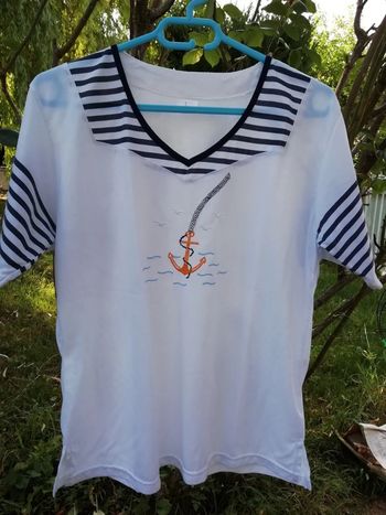 Tee shirt