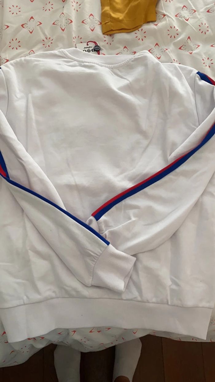 Sweat fille - photo numéro 4