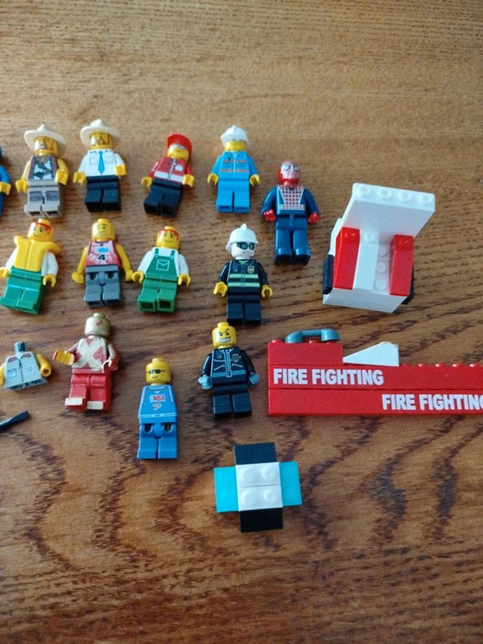 Lot personnages Lego - photo numéro 3