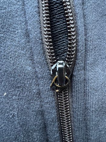 Sweat zippé Puma taille 38