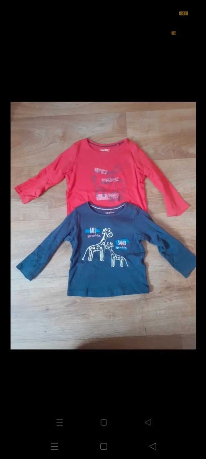 2 haut taille 6/12 mois