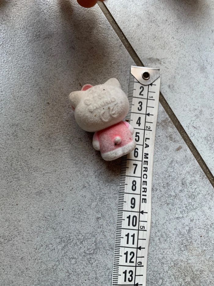 Figurine hello kitty tout douce mini - photo numéro 3