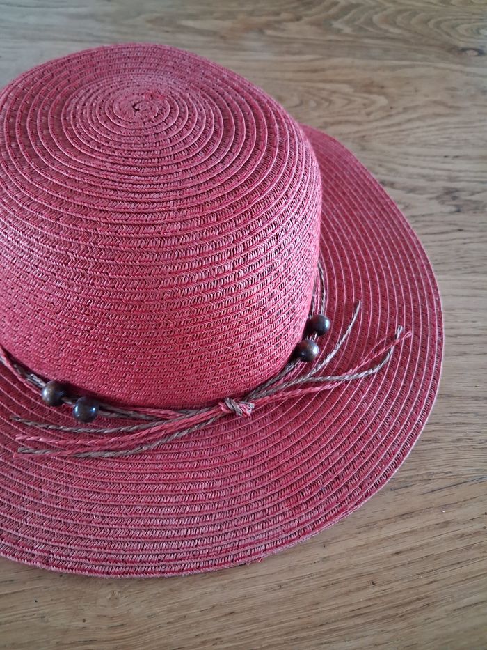 Chapeau - photo numéro 2