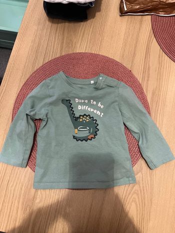 T-shirt manches longues taille neuf mois, 71 cm orchestra