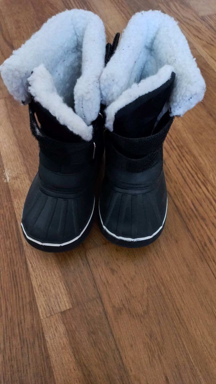 Bottes enfant taille 27 - photo numéro 2