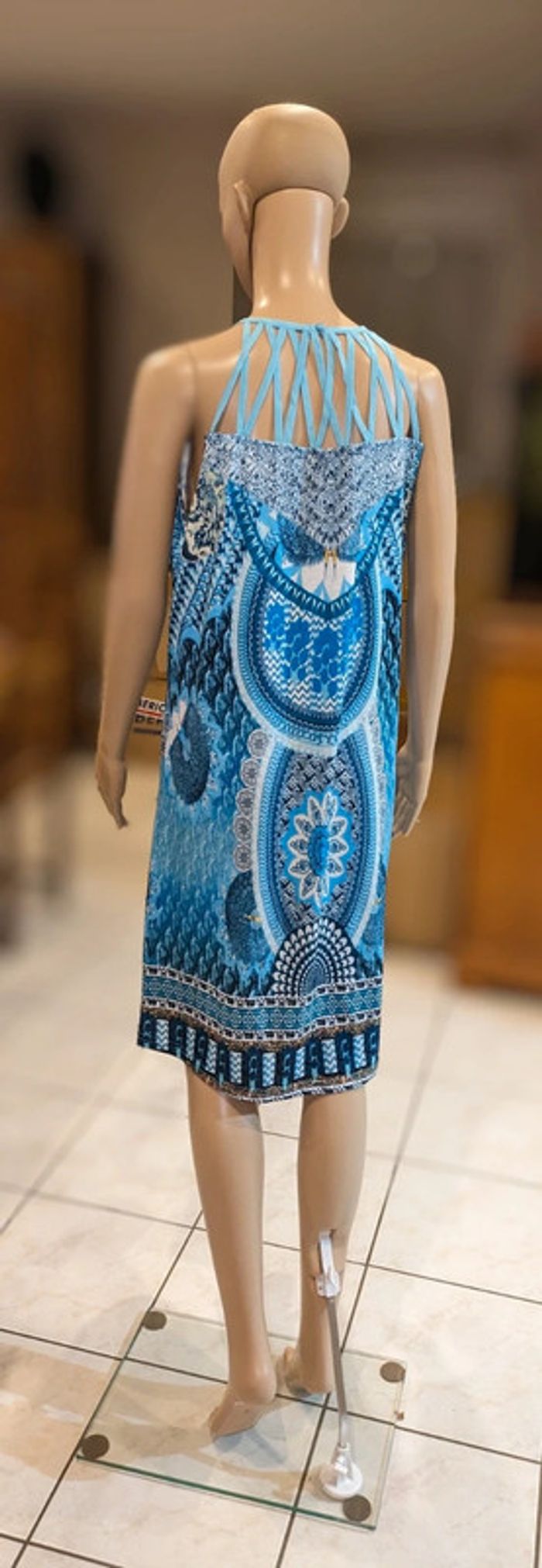 Robe bleue haut filet sans manches taille 2XL - photo numéro 2