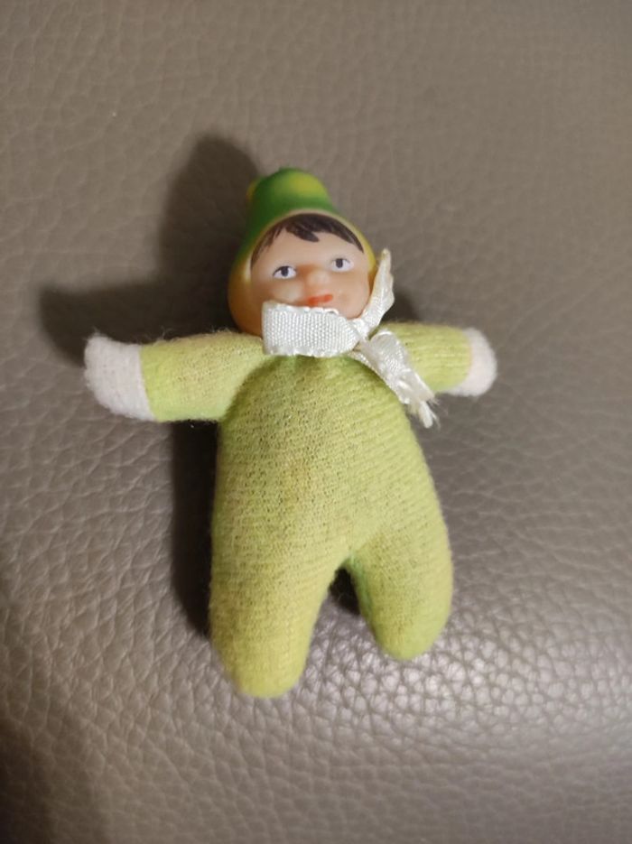 mini poupée bébé poire rare - photo numéro 2