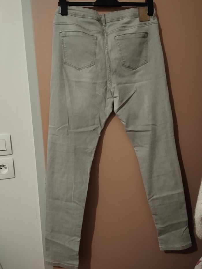Jean gris clair - photo numéro 2